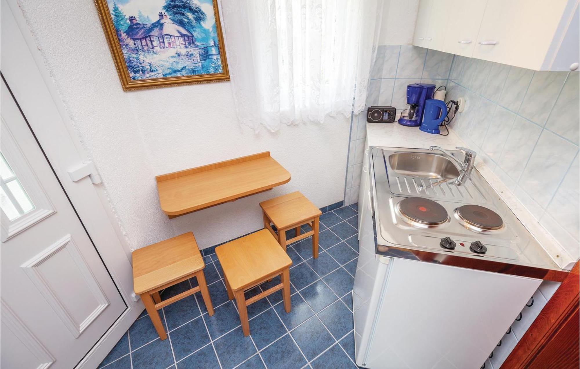 Stunning Apartment In Crikvenica With Wifi Exteriör bild