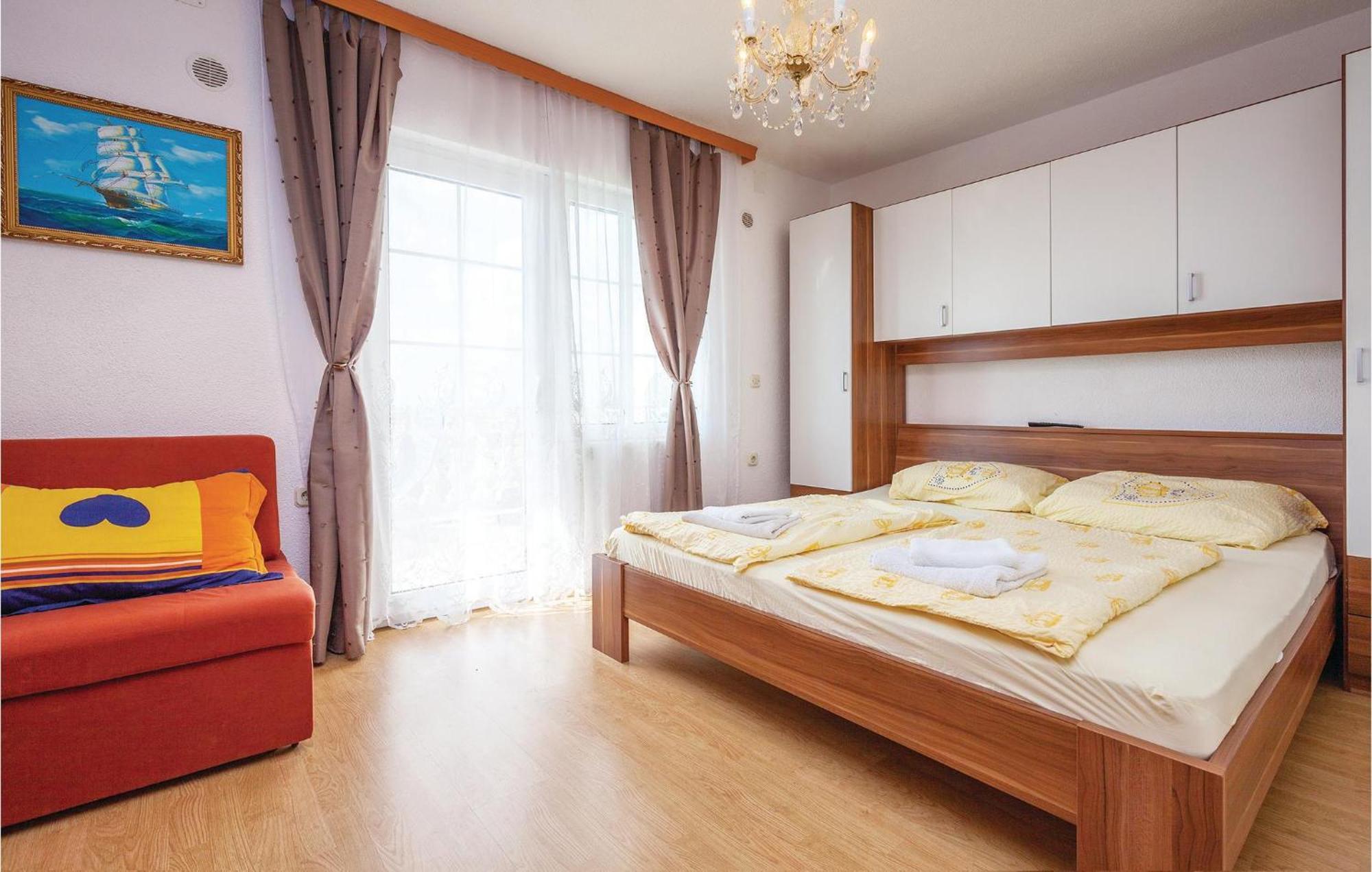 Stunning Apartment In Crikvenica With Wifi Exteriör bild